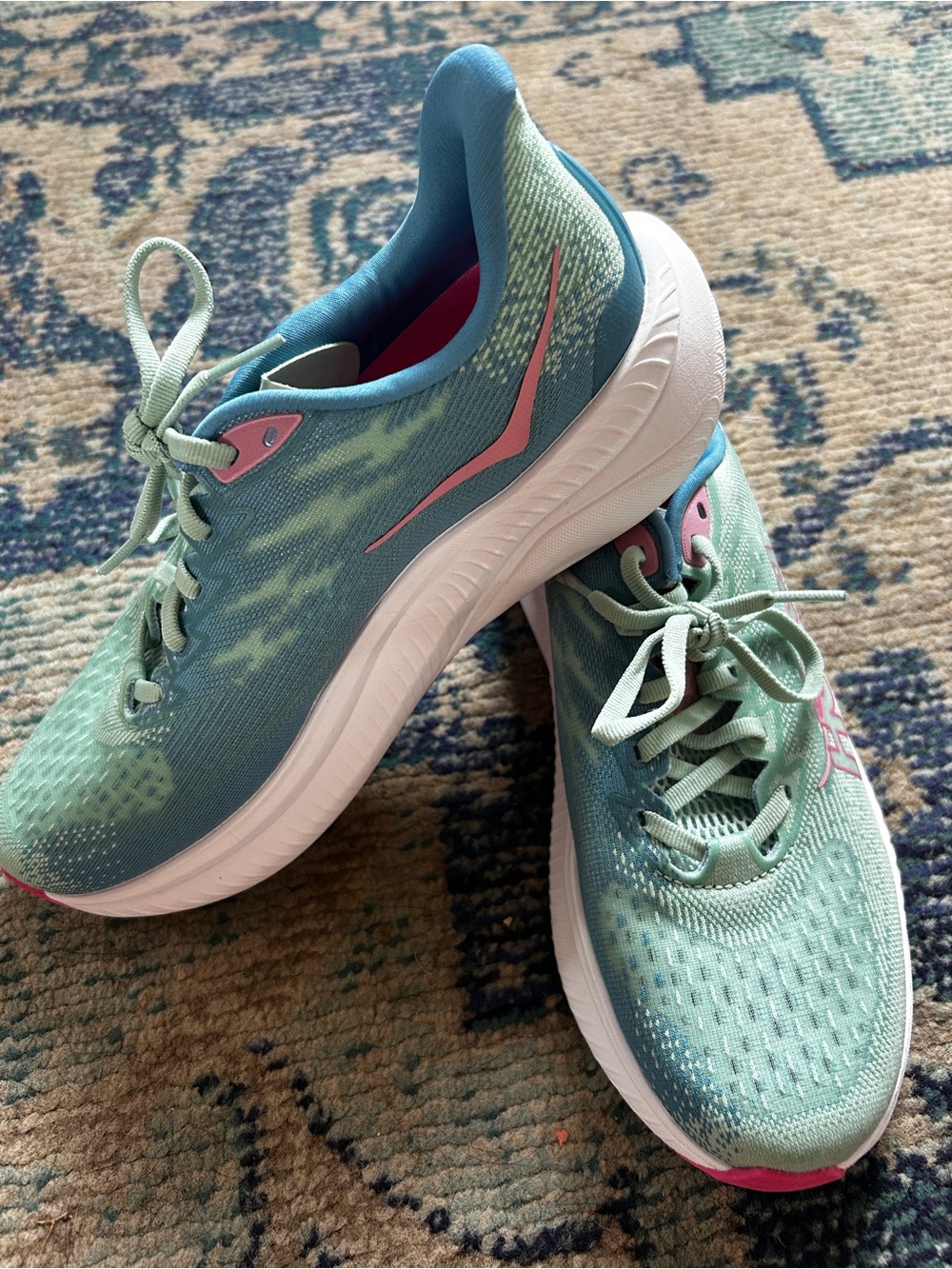 HOKA Mach 6 Women’s Size 8 Mint Teal Pink Running Shoes